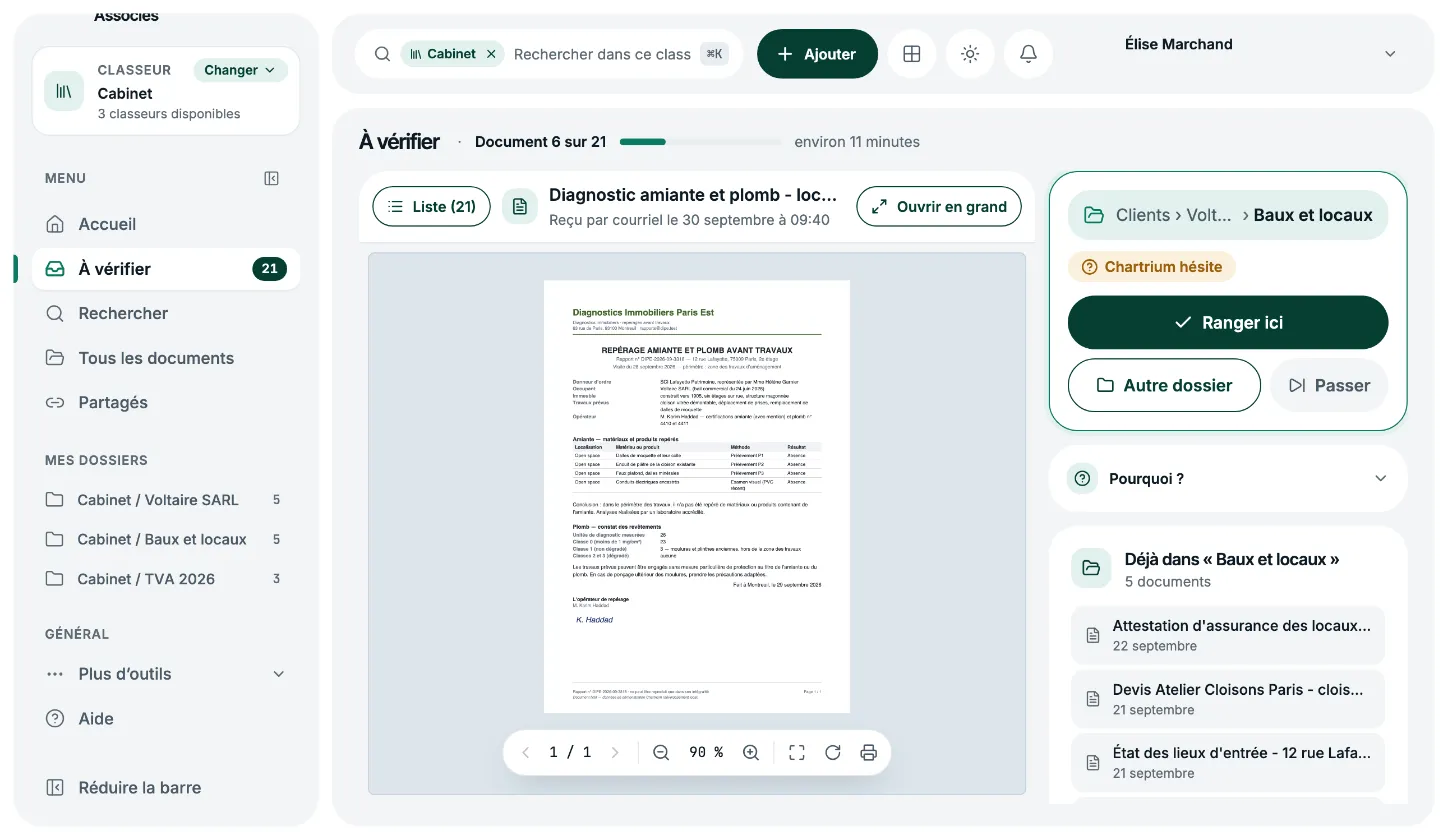 Chartrium, file « À vérifier » : un document fictif lu, le dossier proposé et le bouton « Ranger ici »